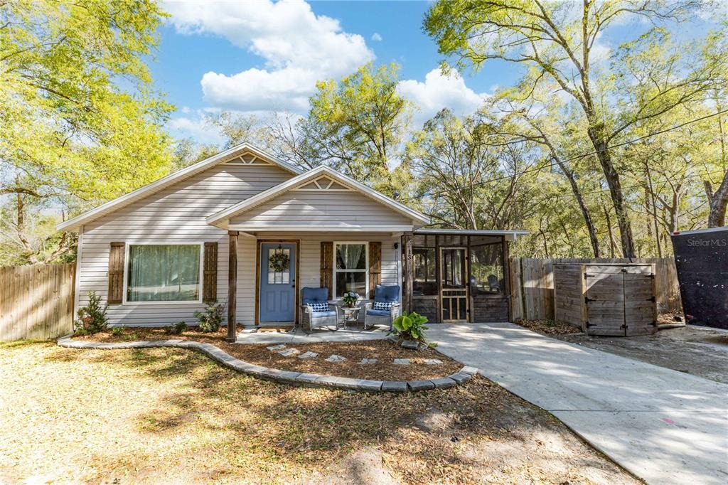 Bay Court Run, Ocklawaha, FL 32179