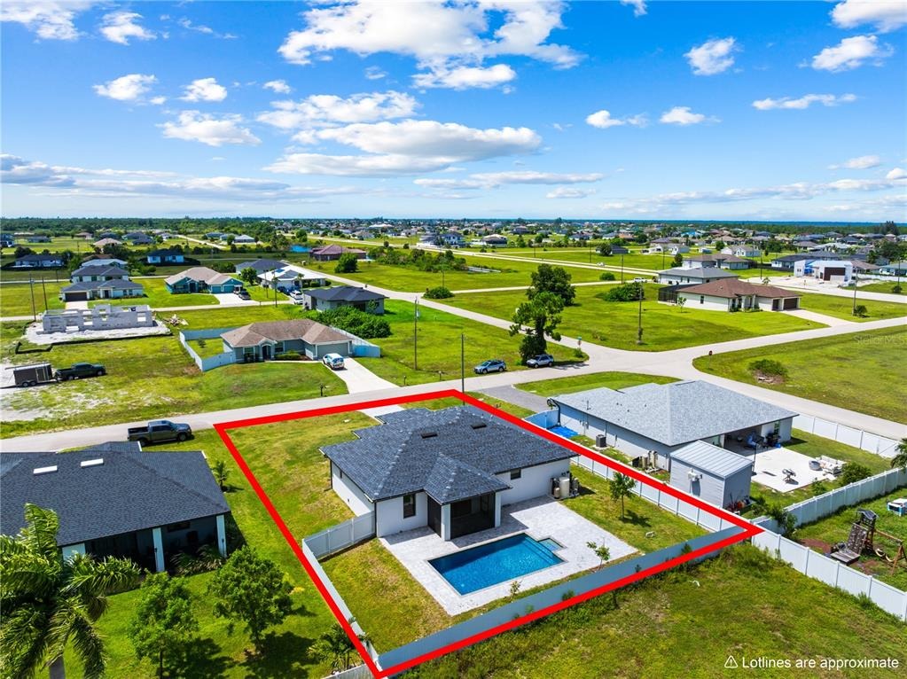 40th Ln, Cape Coral, FL 33993