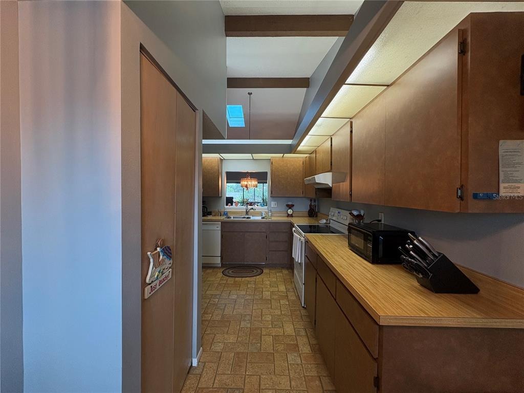 Cloister Dr, Sarasota, FL 34231 #1