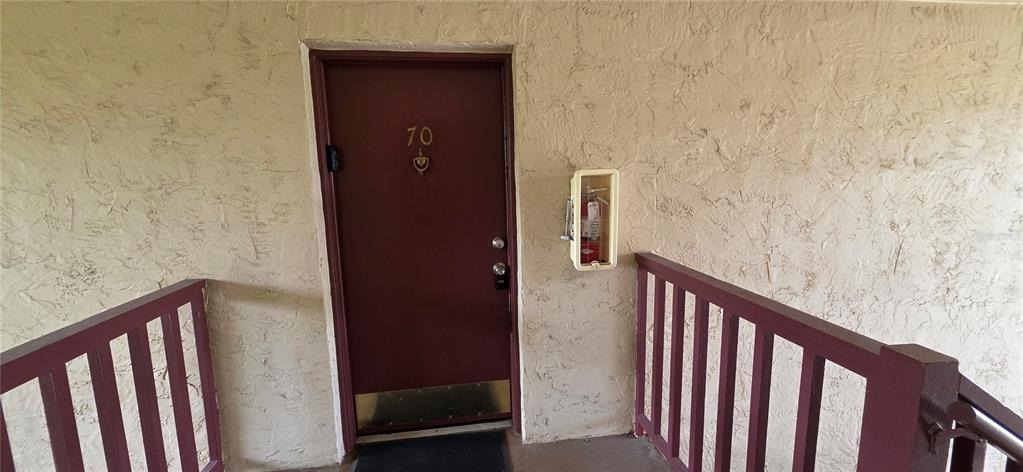 Lake Dr, Tampa, FL 33614