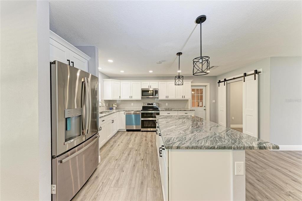 10th St, Palmetto, FL 34221 #1