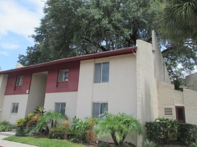 Lake Dr, Tampa, FL 33614