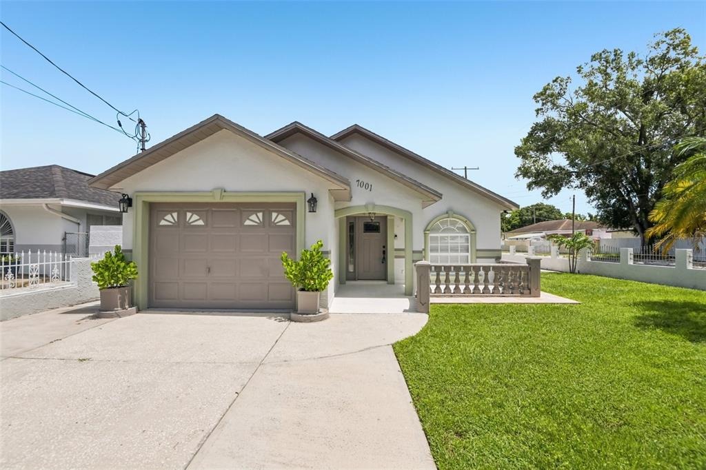 Clark Ave, Tampa, FL 33614