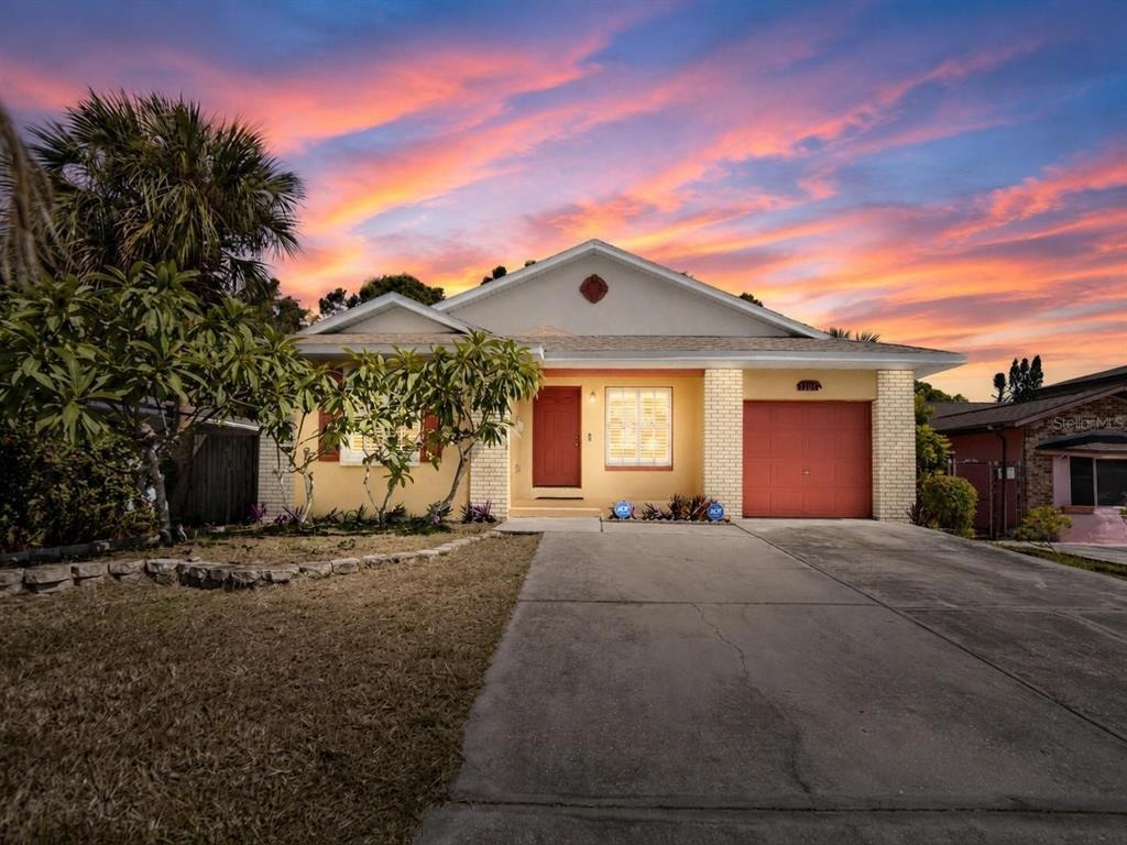 27th Ave, Saint Petersburg, FL 33705