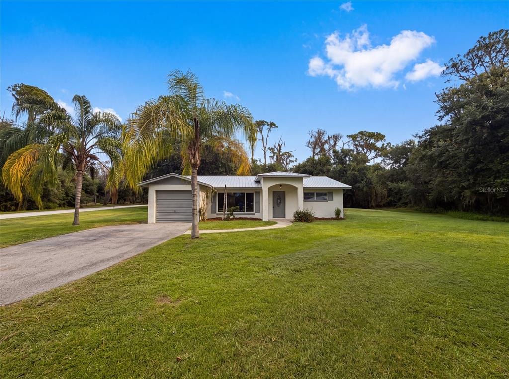 Sherman Ter, Sebring, FL 33876