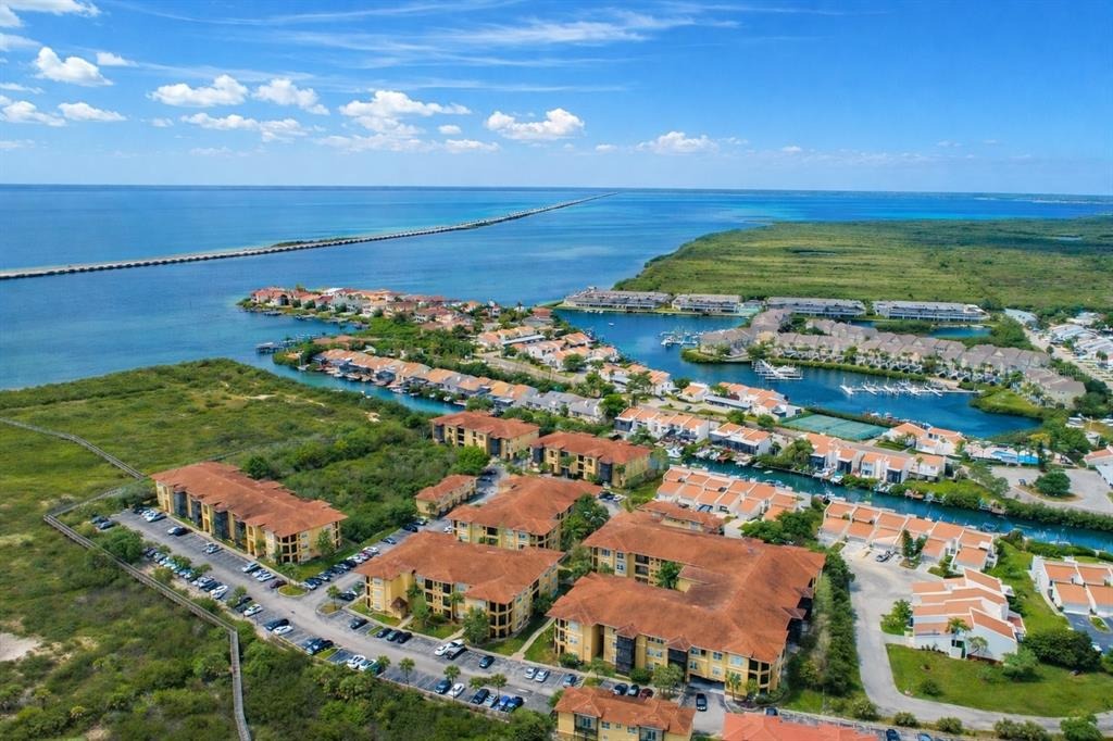 Bayside Village Dr, Tampa, FL 33615