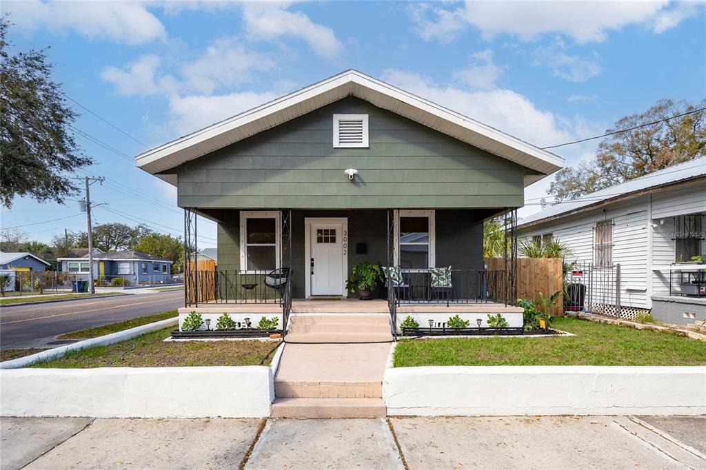 16th St, Tampa, FL 33605