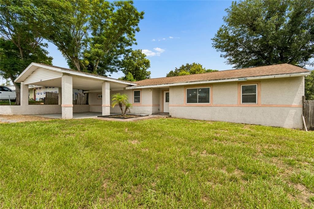 Wicklow Ave, Zephyrhills, FL 33541