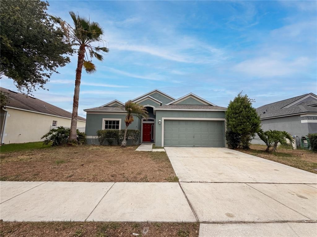 Grove Blossom Ln, Plant City, FL 33567