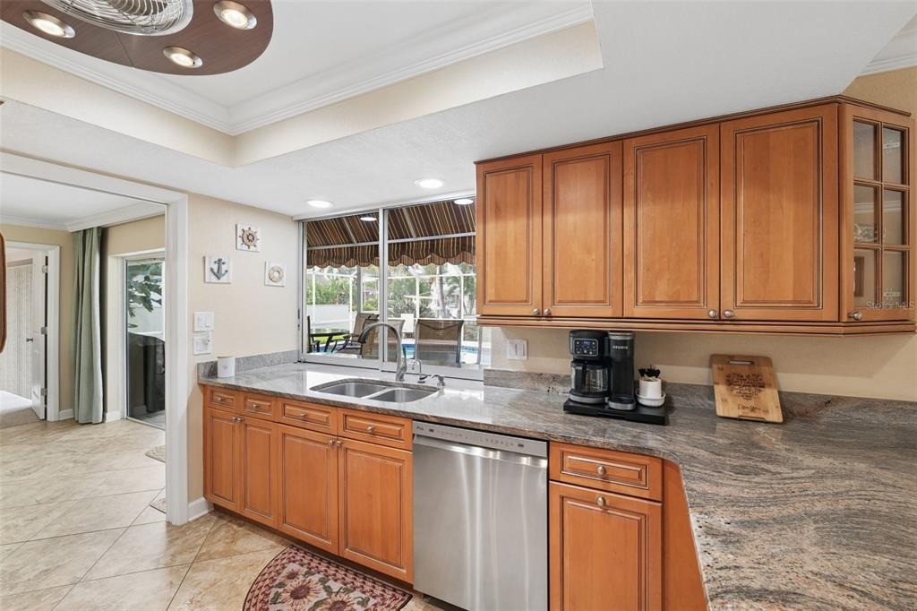 Leeland St, Saint Petersburg, FL 33715 #1