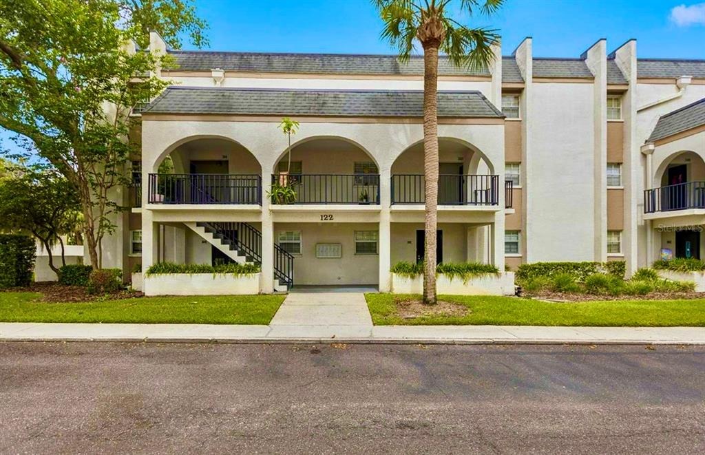 Kings Ave, Brandon, FL 33510
