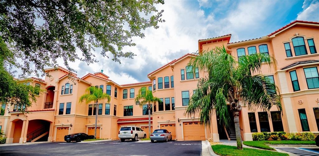 Via Capri , Clearwater, FL 33764