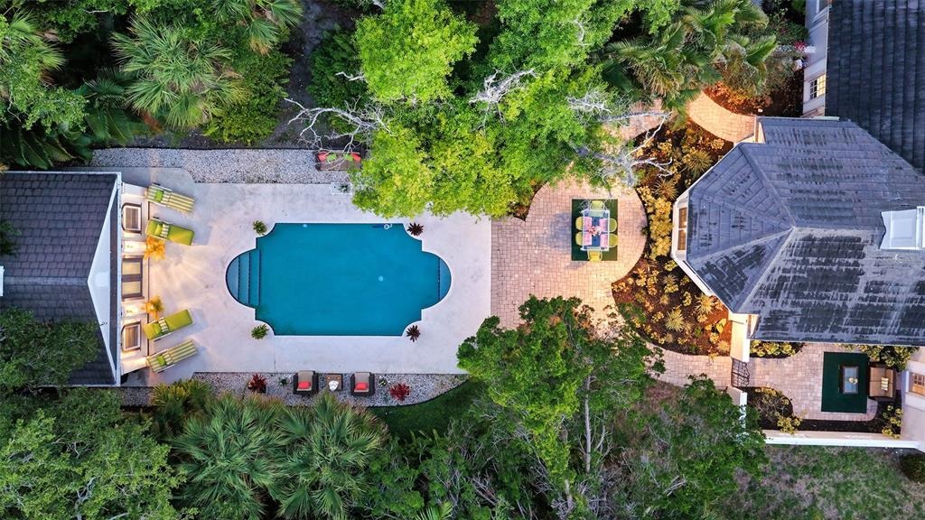 Osprey Point Dr, Osprey, FL 34229