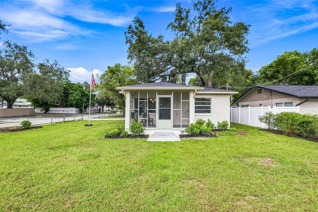 Hanna Ave, Tampa, FL 33610