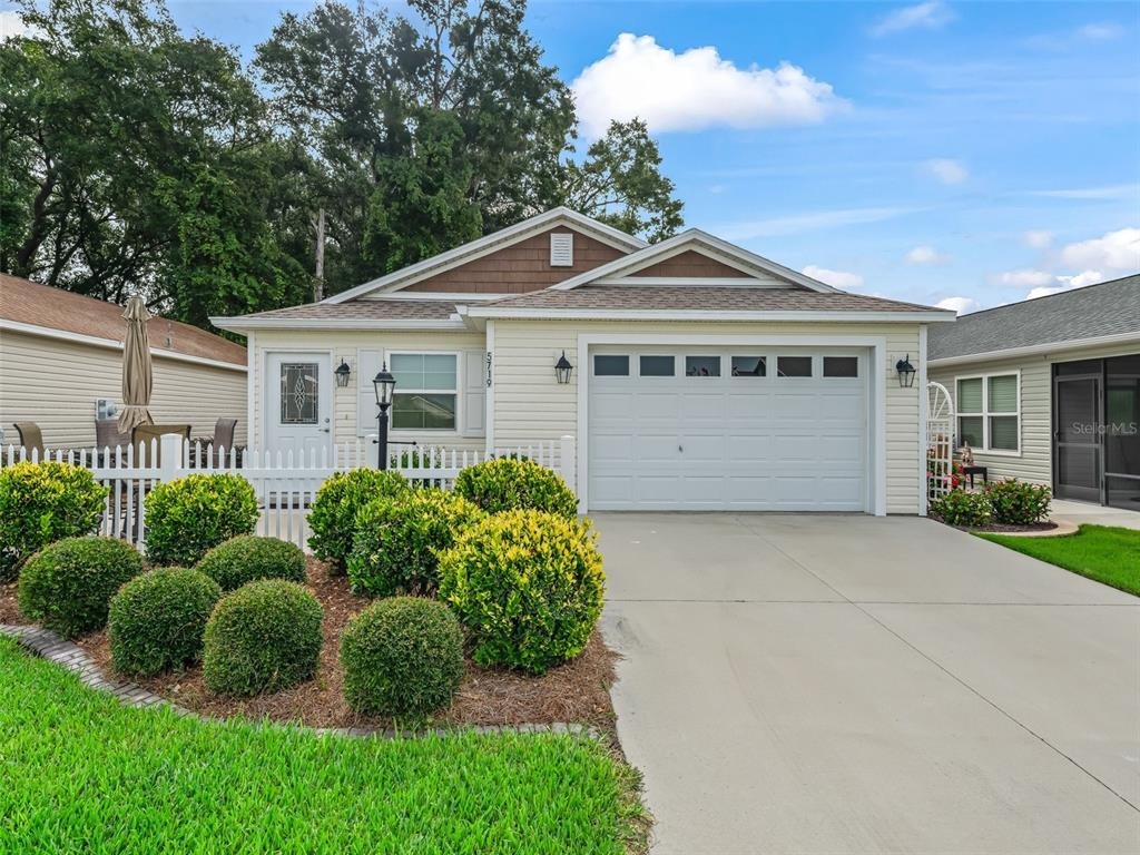 Spartina Ter, The Villages, FL 32163