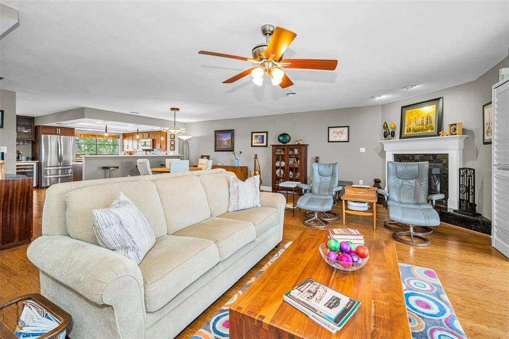 2nd St, Treasure Island, FL 33706 #1
