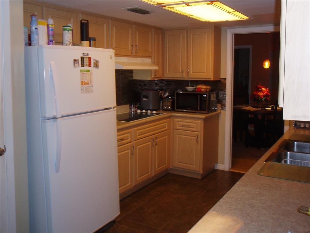 Monroe Cir, Saint Petersburg, FL 33703 #1