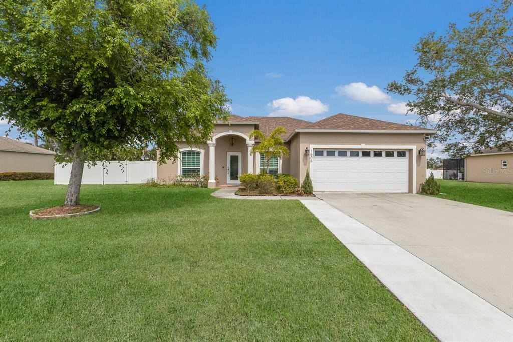 22nd Ave, Palmetto, FL 34221
