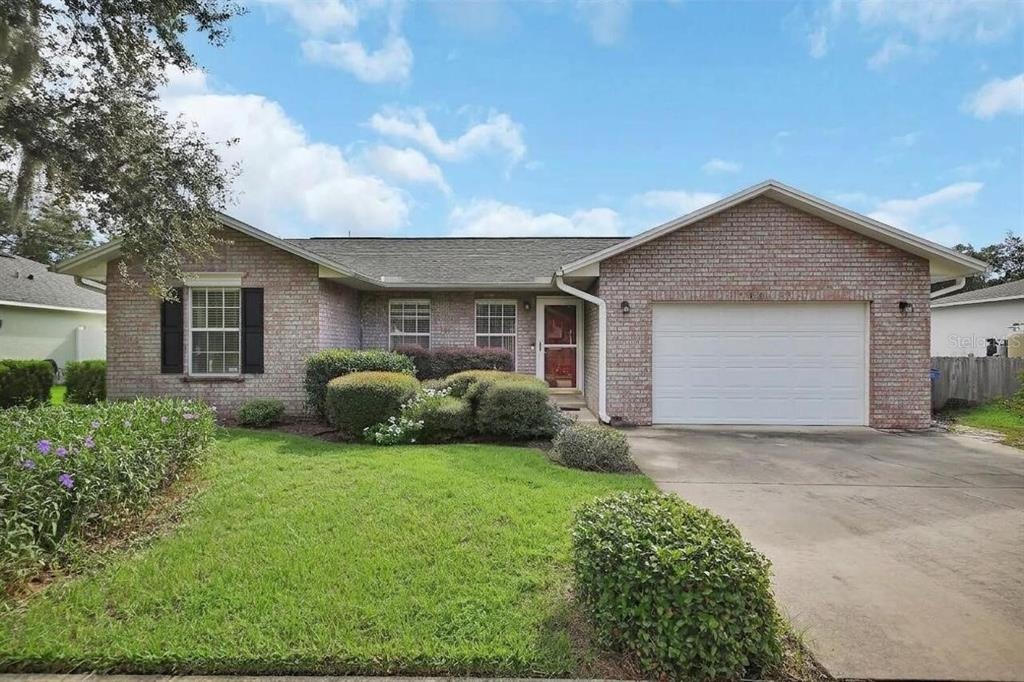 8th Ave, Deland, FL 32724