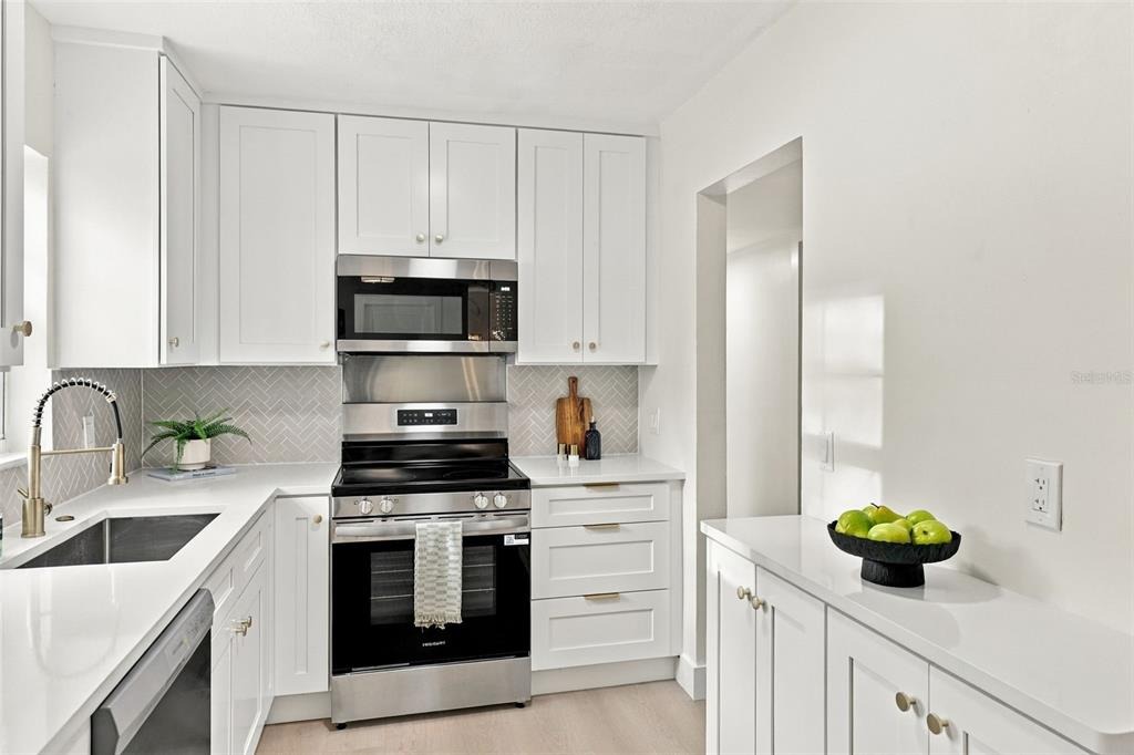 Duncan Ave, Clearwater, FL 33755 #1