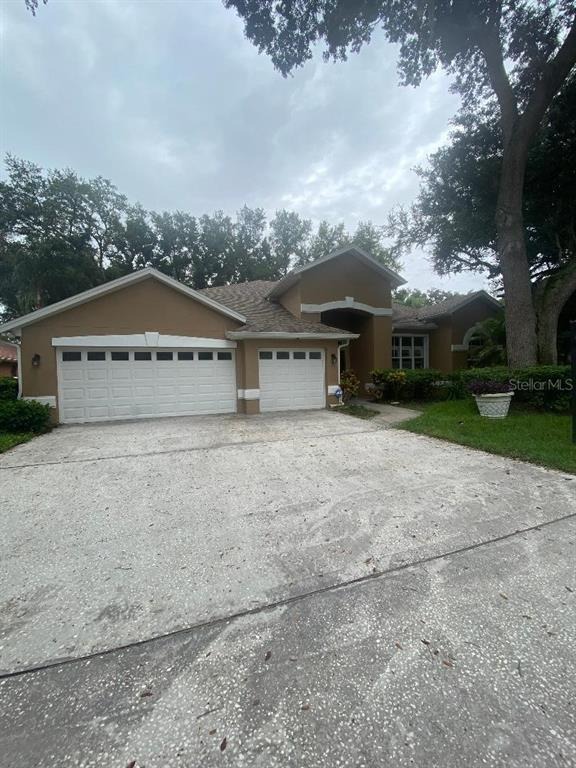 Eagle Bluff Dr, Valrico, FL 33596