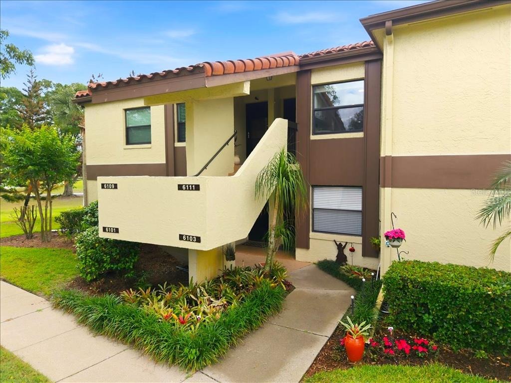Lake Pointe Dr, Orlando, FL 32822