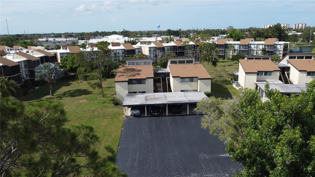 White Pine Tree Rd, Venice, FL 34285
