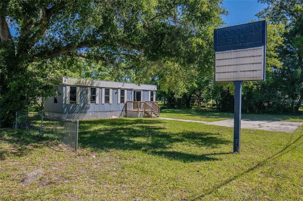 Commonwealth Ave, Polk City, FL 33868
