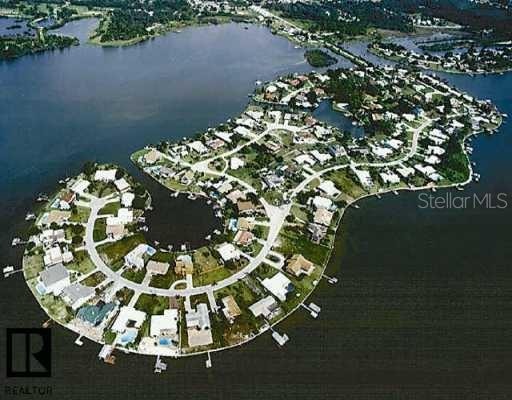 Carlyle Dr, Palm Harbor, FL 34683
