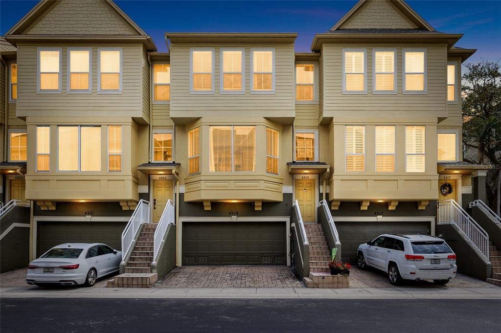 Spinnaker Cove Ln, Tampa, FL 33615