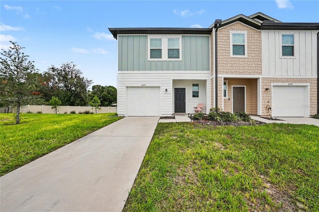 Bucket Ct, Gibsonton, FL 33534