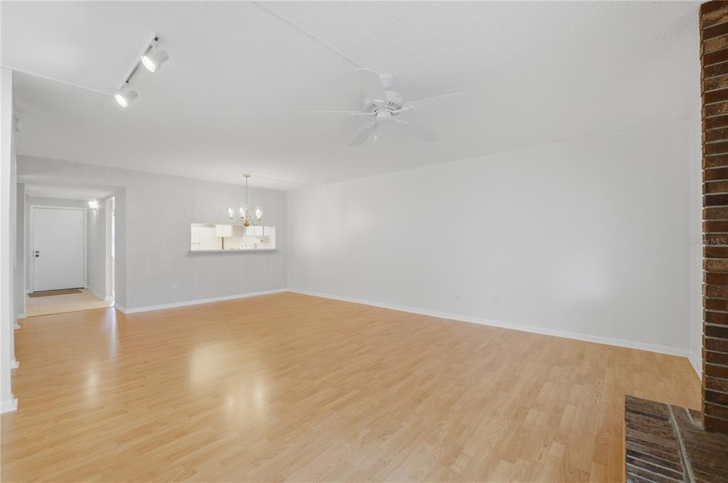 Escondido Cir, Altamonte Springs, FL 32701 #1