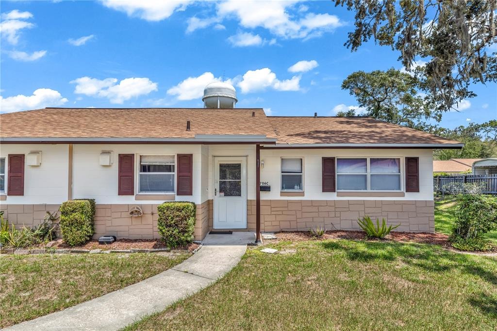 Minnesota Ave, Deland, FL 32724