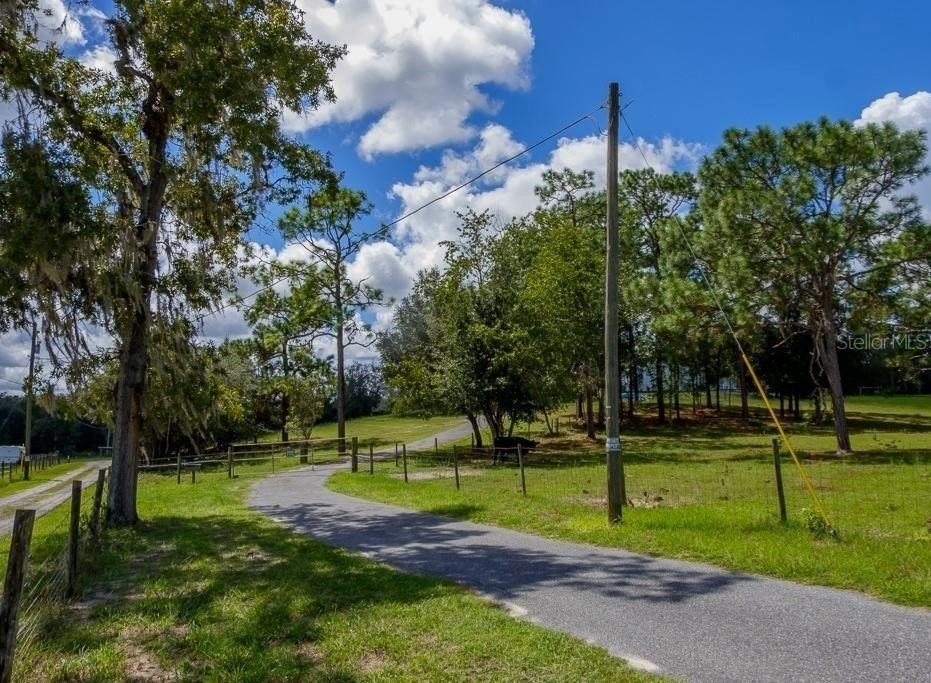 Woodlawn St, Dunnellon, FL 34433
