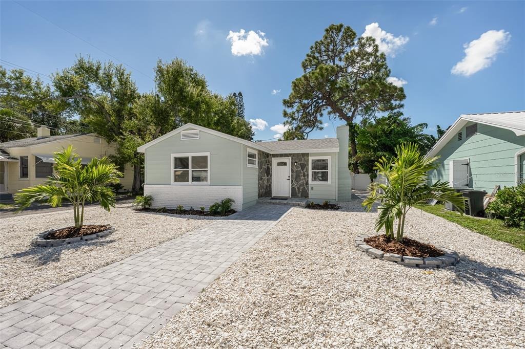 29th Ave, Gulfport, FL 33707