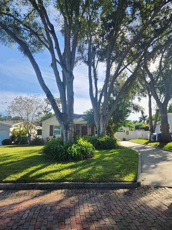 37th Ave, Saint Petersburg, FL 33704