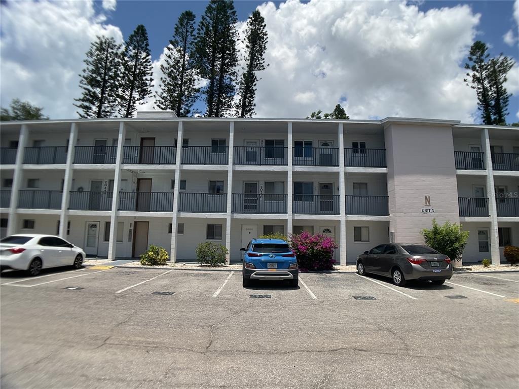 Canal Dr, Bradenton, FL 34207