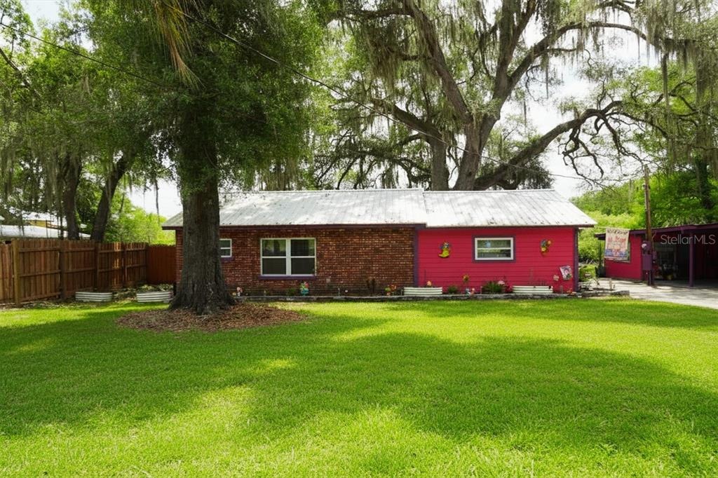 Salmon Dr, Floral City, FL 34436