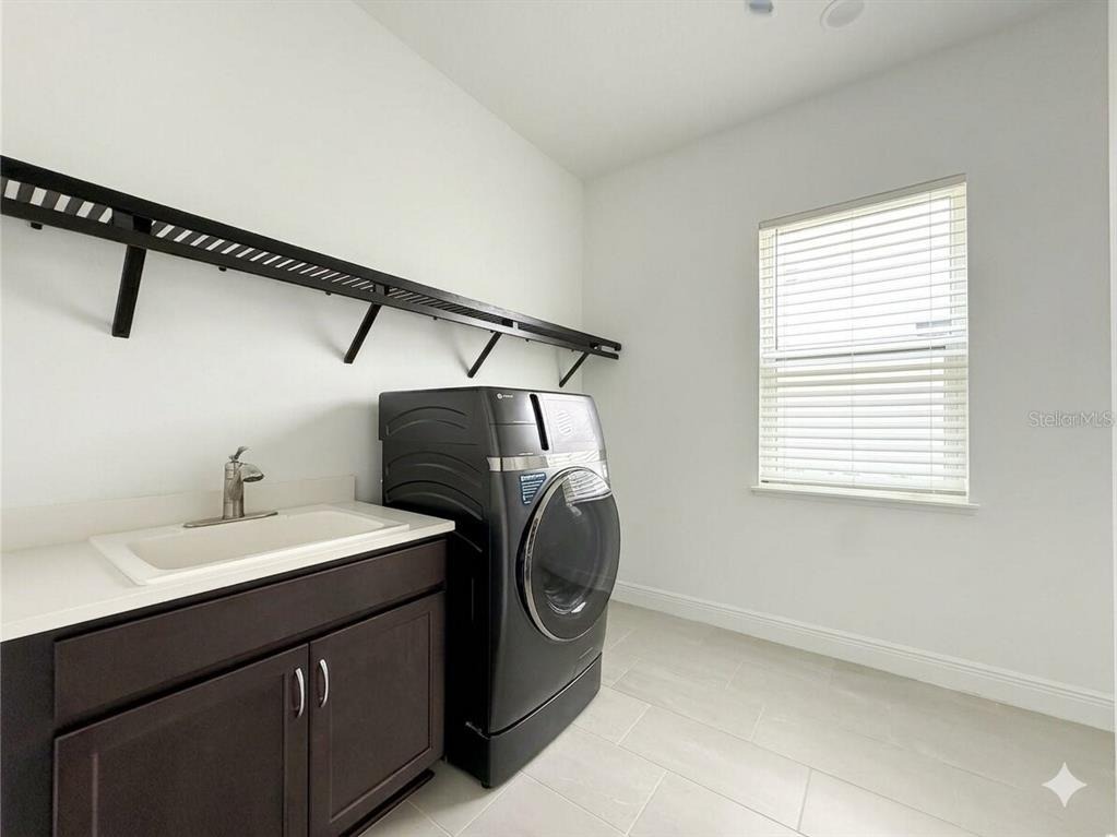 English Laurel Ct, Orlando, FL 32827 #1