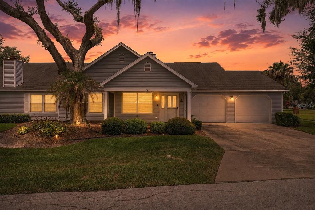 Beverly Harbors Dr, Leesburg, FL 34748