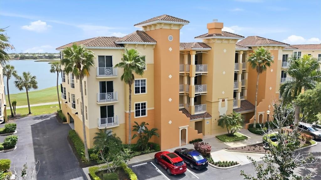 Watercrest Way, Lakewood Ranch, FL 34202