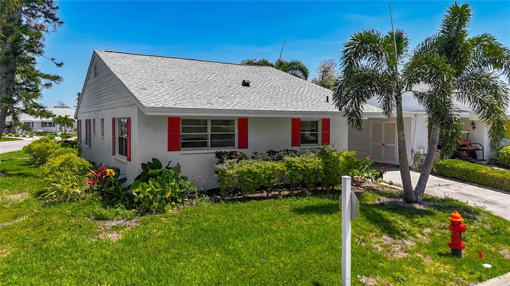 Independence Dr, Bradenton, FL 34210