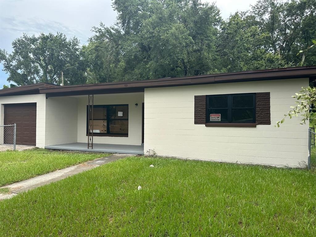 Arch St, Orlando, FL 32808