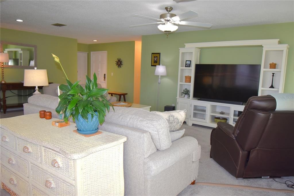 Fernwood Cir, Seminole, FL 33777 #1