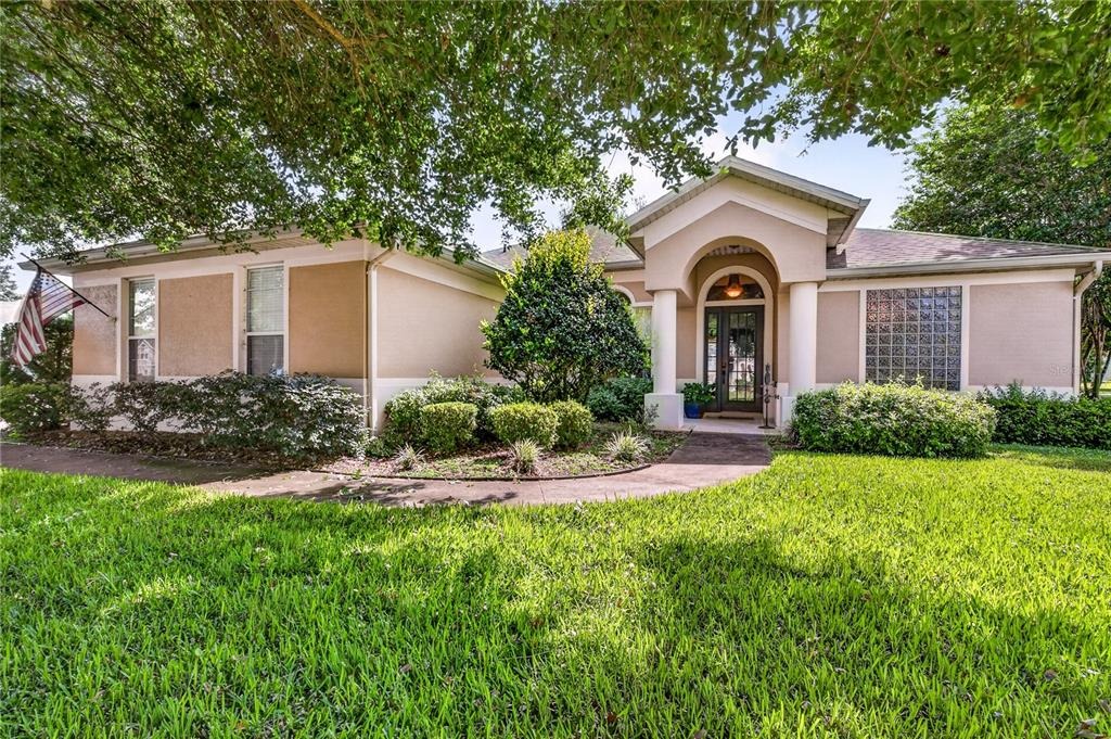 Winfield Ct, Grand Island, FL 32735