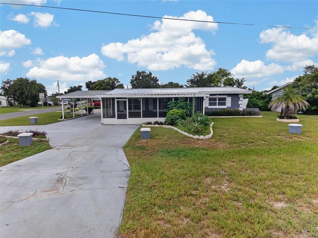 Washington St, Lake Wales, FL 33859