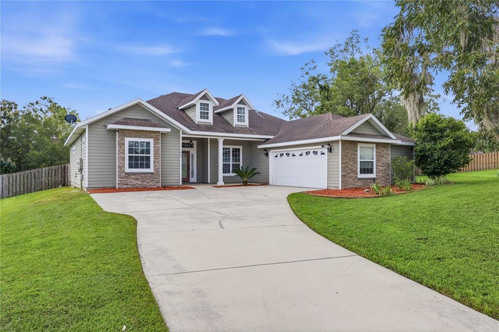 151st Ln, Alachua, FL 32615