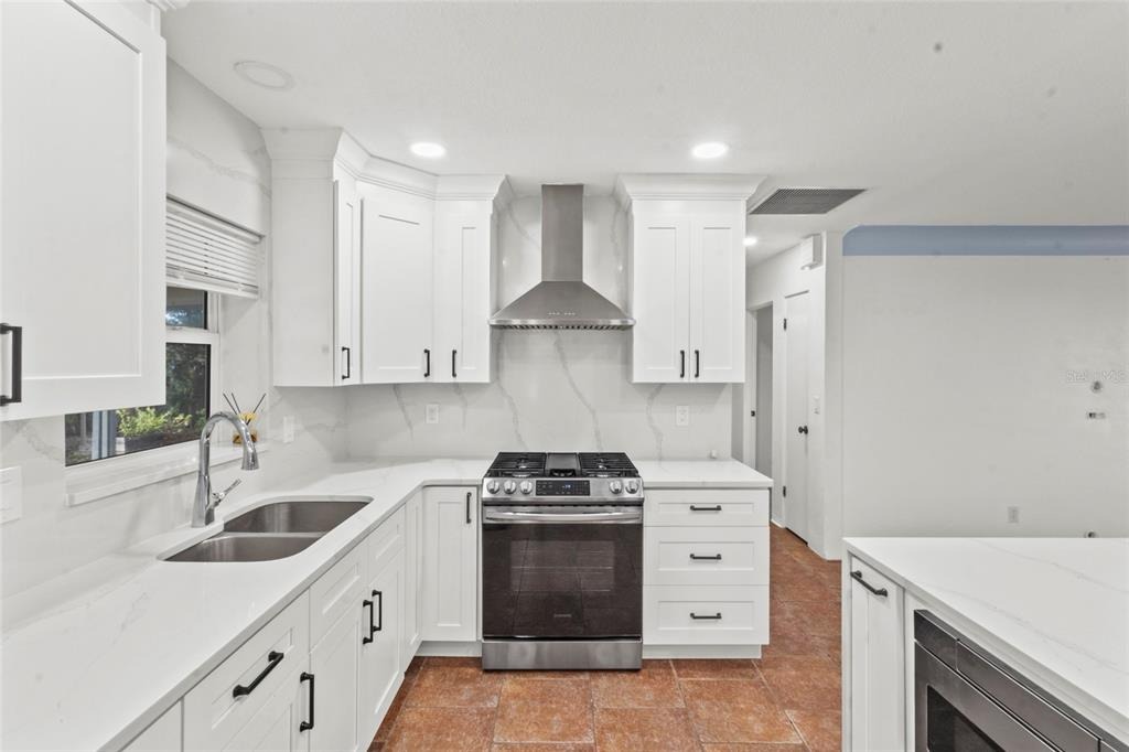 York St, Saint Petersburg, FL 33710 #1