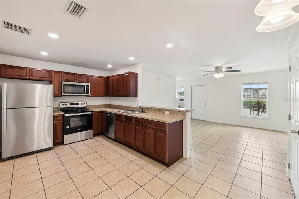 Majors Ln, Kissimmee, FL 34743 #1