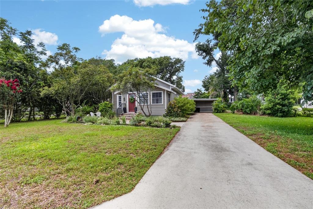 13th St, Dade City, FL 33525 #1